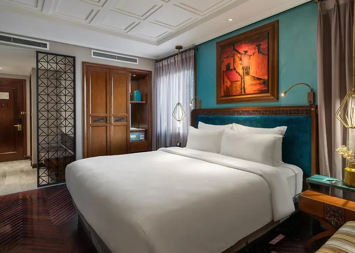 Peridot Grand Luxury Boutique Hotel